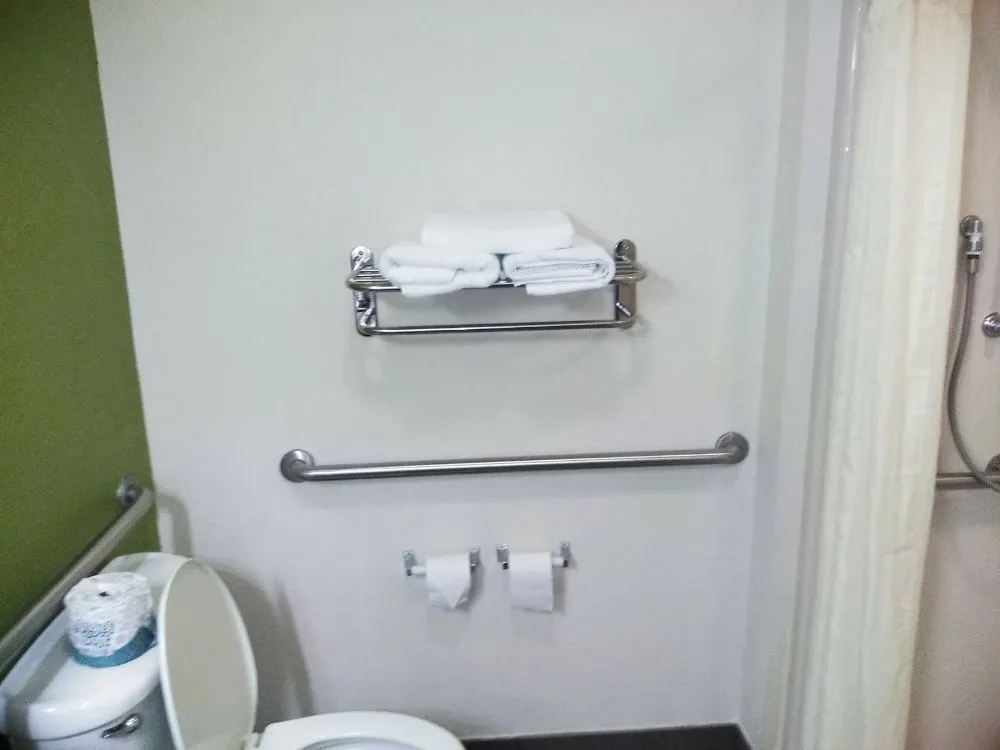 Slide of M&M Property Maintenance & Remodel