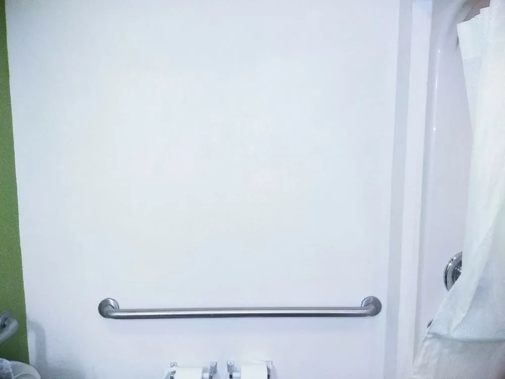 Slide of M&M Property Maintenance & Remodel