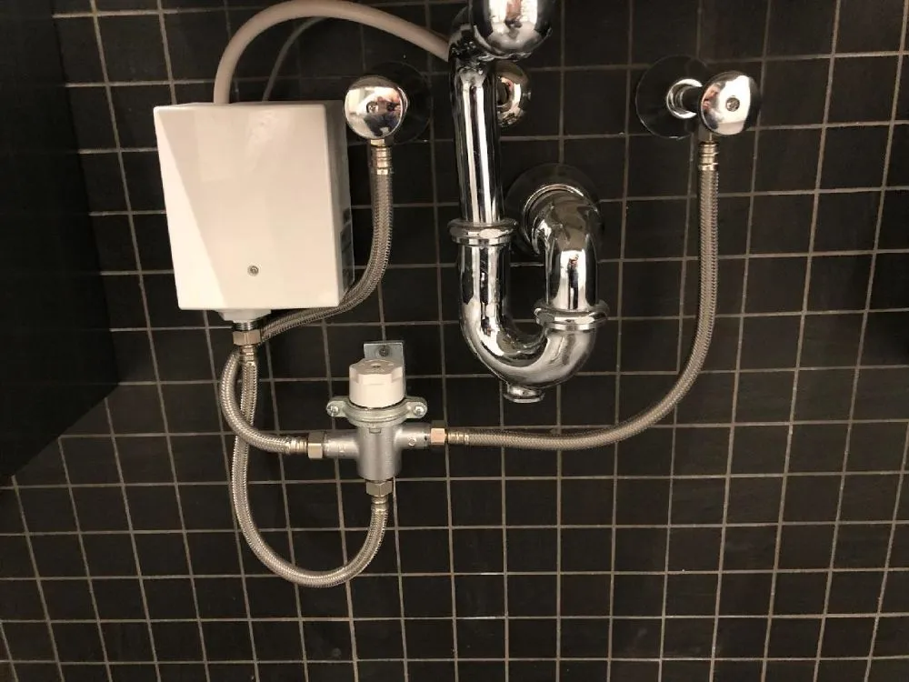 Slide of MNM Handyman Services