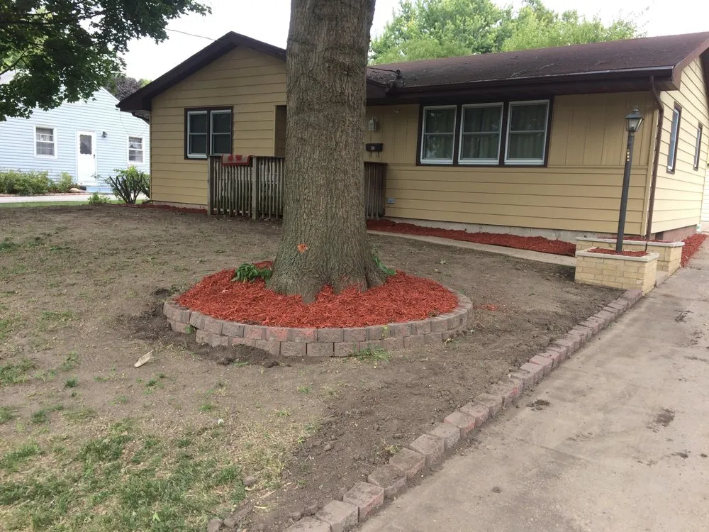 Slide of MnM Service