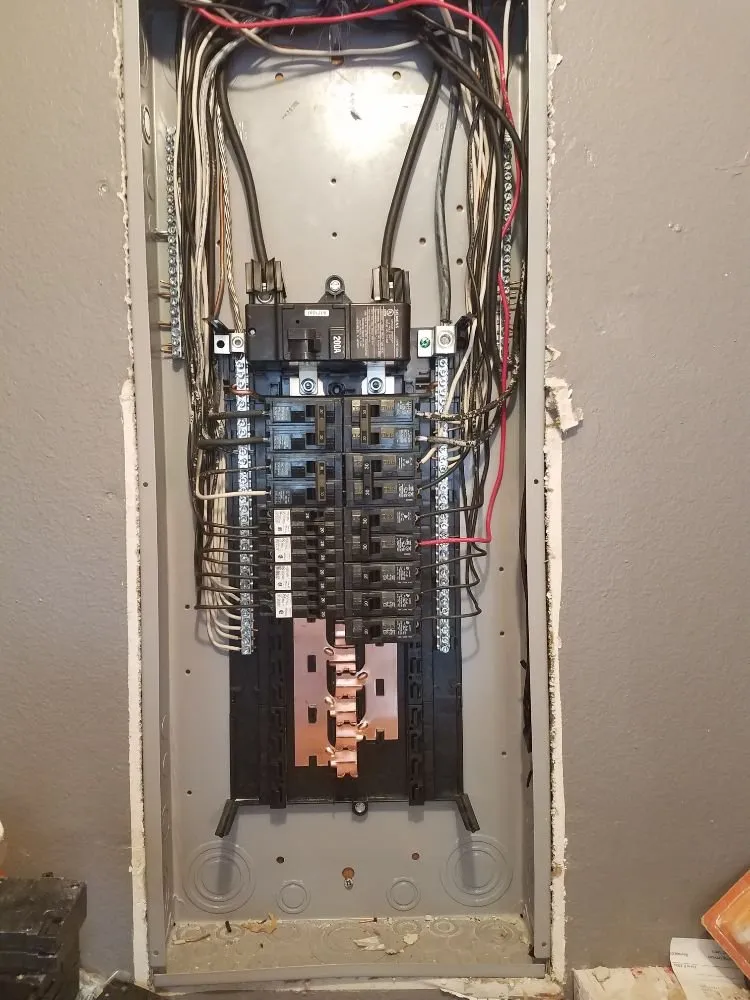 Expert electrician providing circuit breaker repair in , 