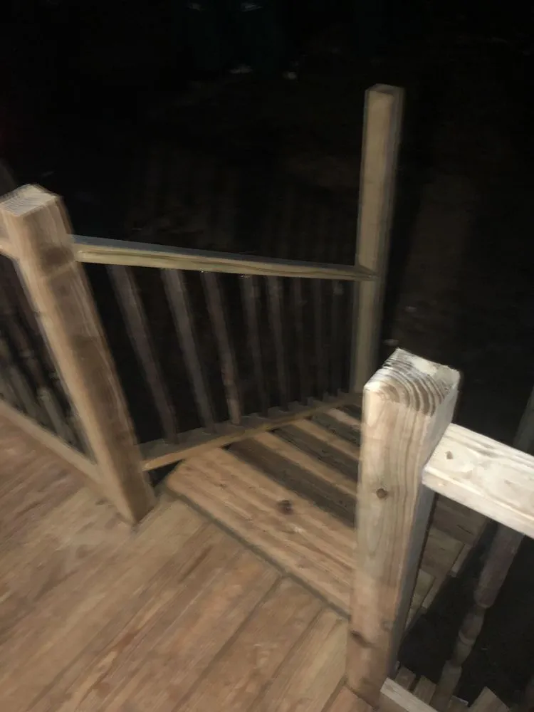 Slide of Mo’ better Handyman