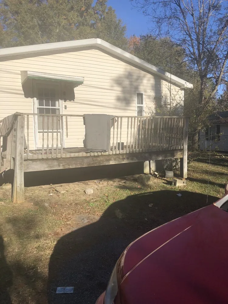 Slide of Mo’ better Handyman