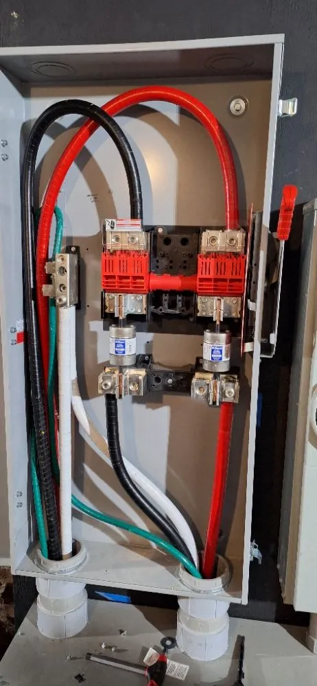 Slide of Mo Handyman