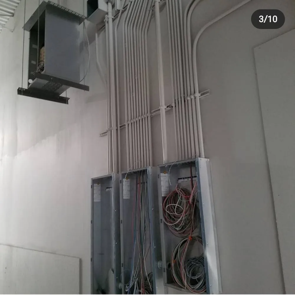 Slide of Mo Power & Electrical Connections