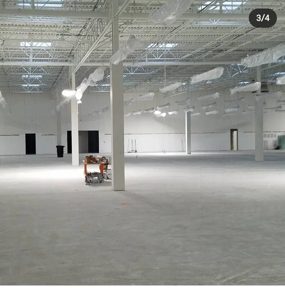 Slide of Mo Power & Electrical Connections