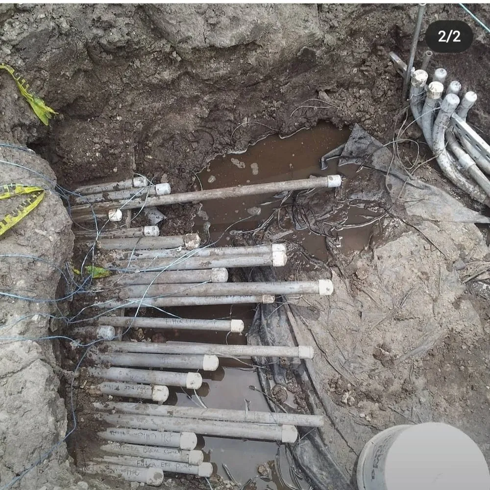 Slide of Mo Power & Electrical Connections