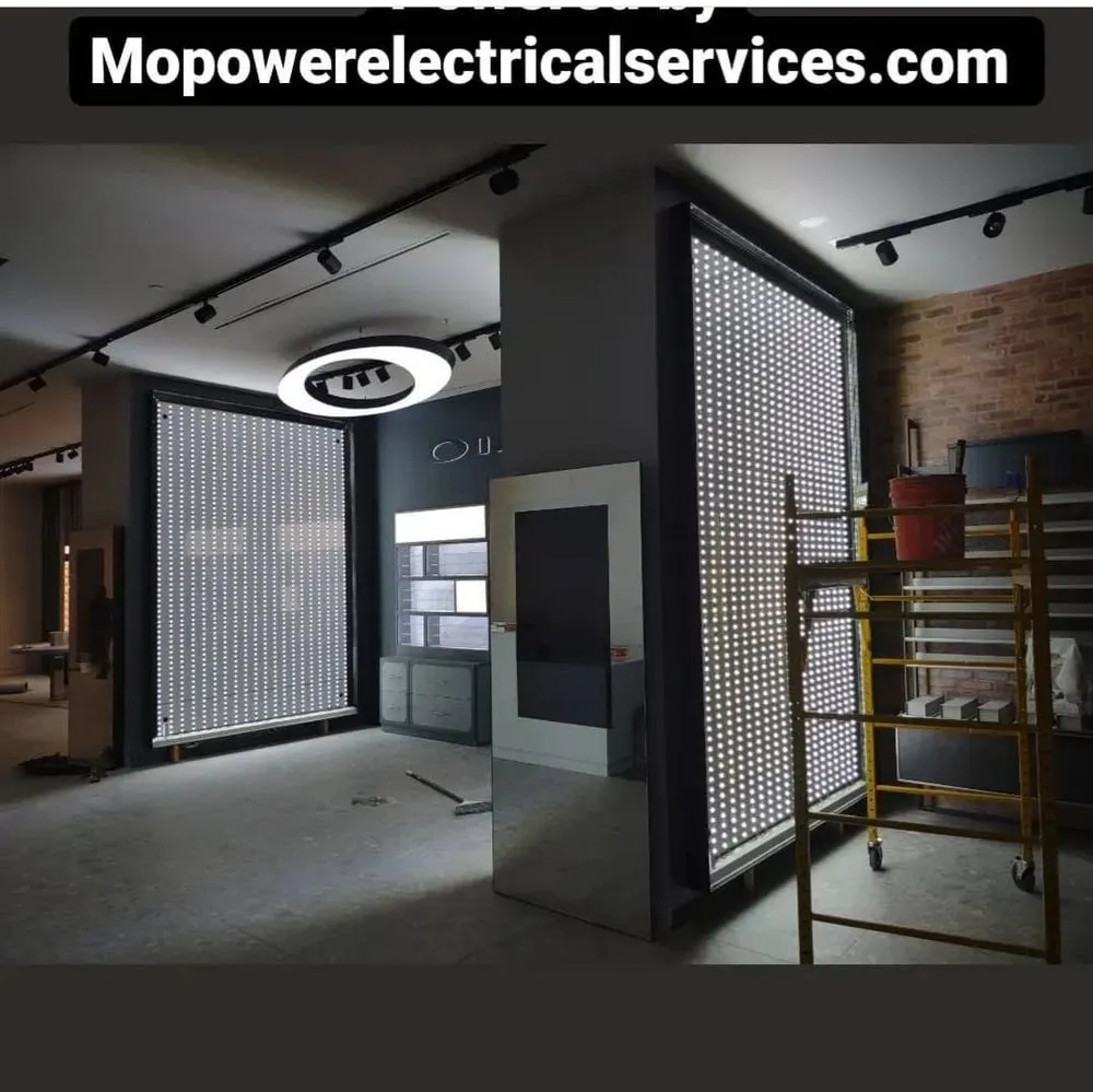 Slide of Mo Power & Electrical Connections