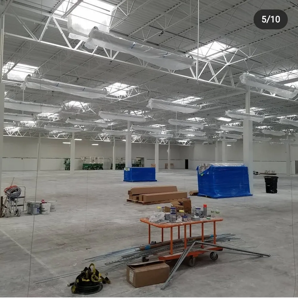 Slide of Mo Power & Electrical Connections