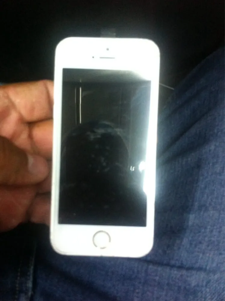 Certified electrician providing lighting installation in , 