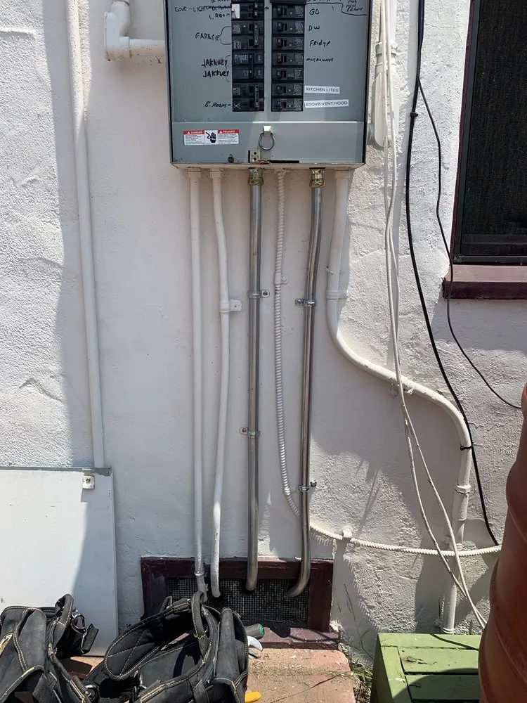 Slide of Moca Electric