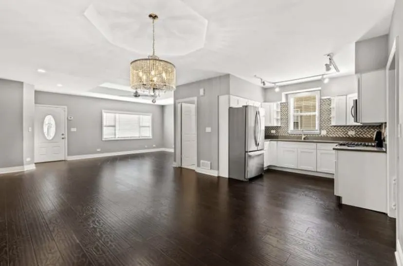 Slide of Modern Branch Designs