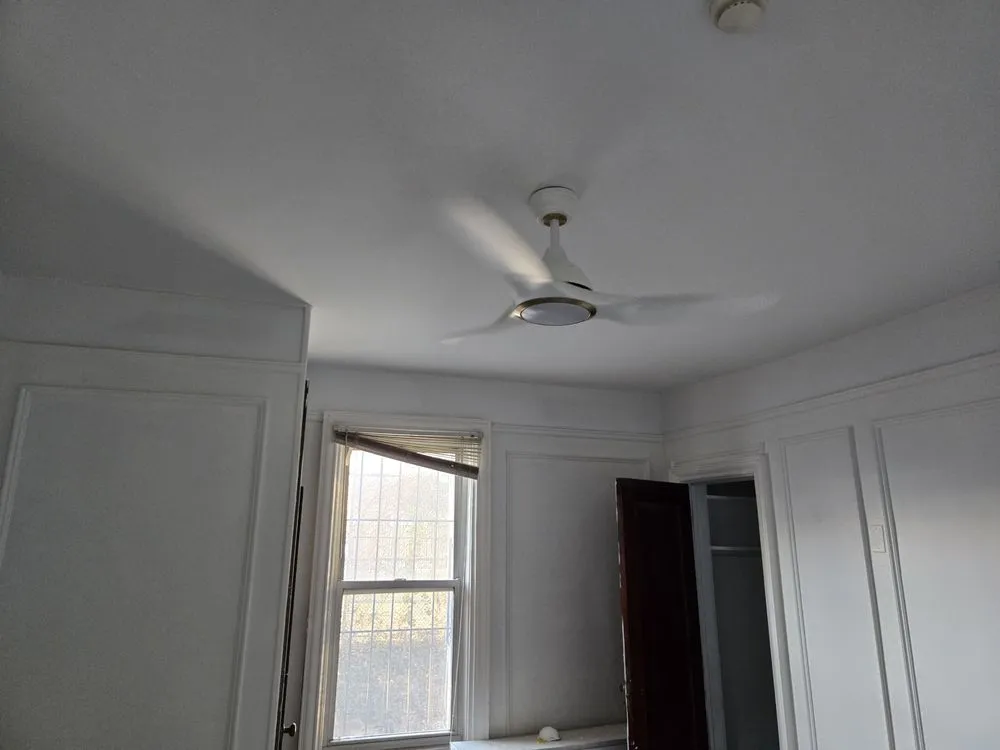 Slide of Modern Electech