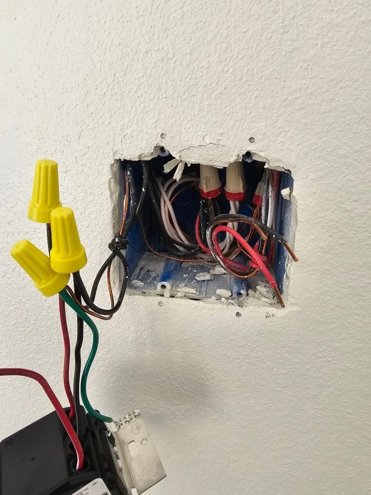 Slide of Modern Electric Solutions