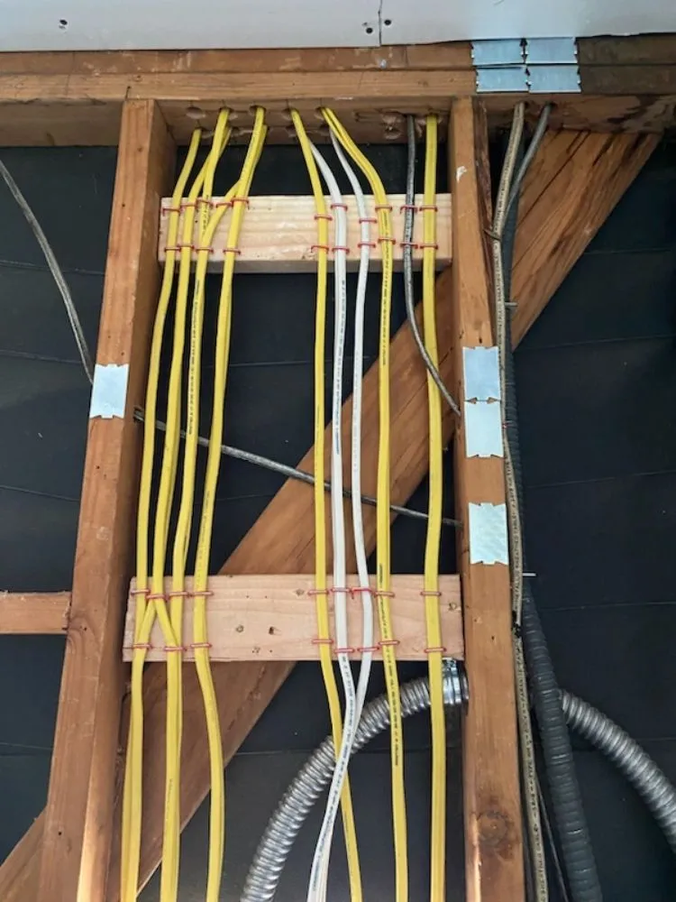 Slide of Modern Electric Solutions