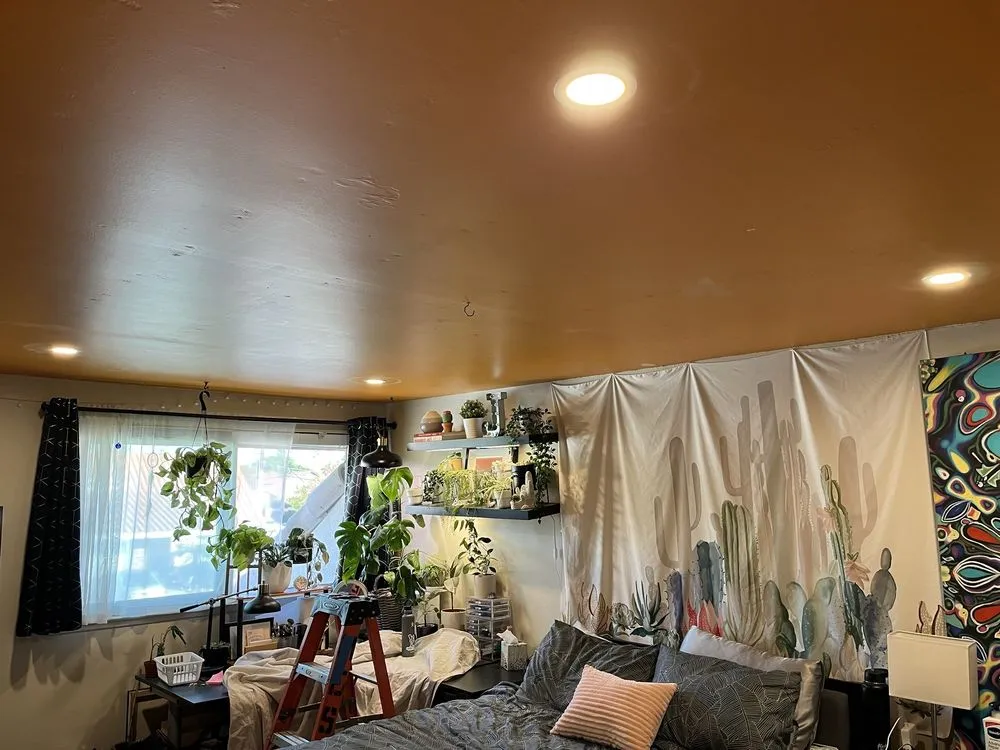 Slide of Modern Electric Solutions