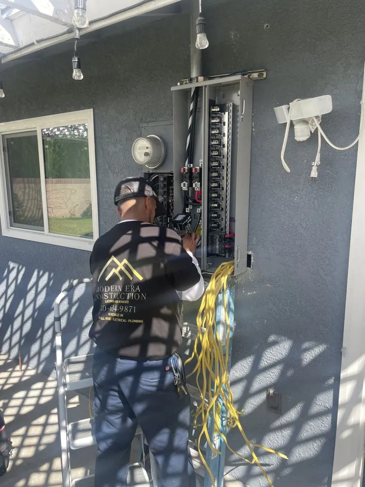 Slide of Modern Era Construction