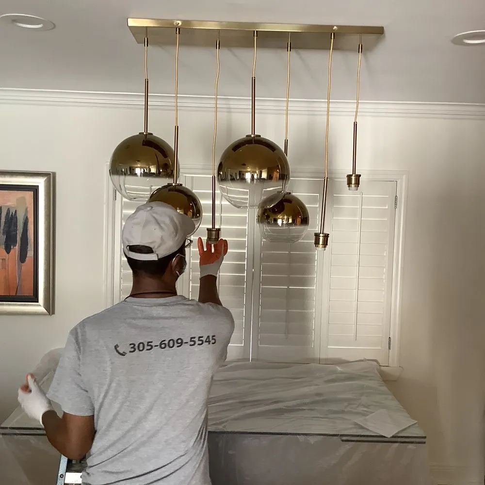 Slide of Modeste Electric