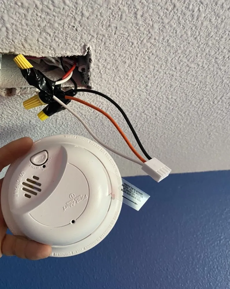 Emergency electrical repair in Lancaster Ca, CA by Modified Habitats