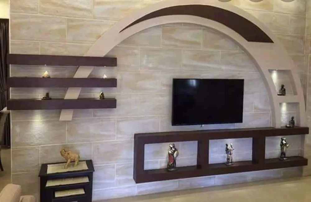 Slide of Moe Handyman Service