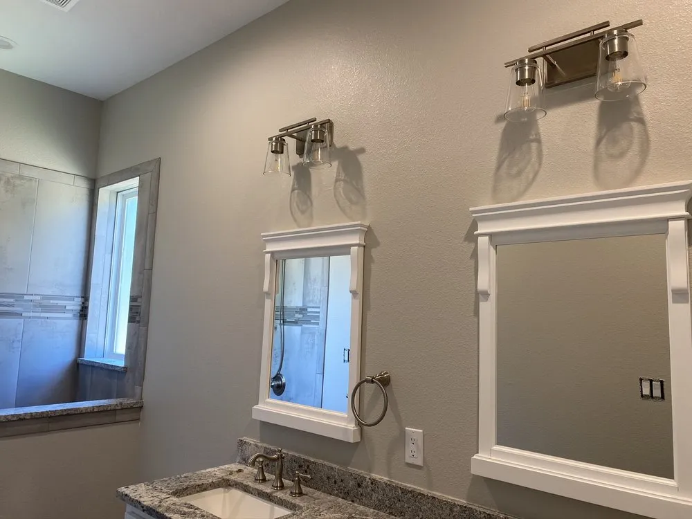 Slide of Moe S Electric