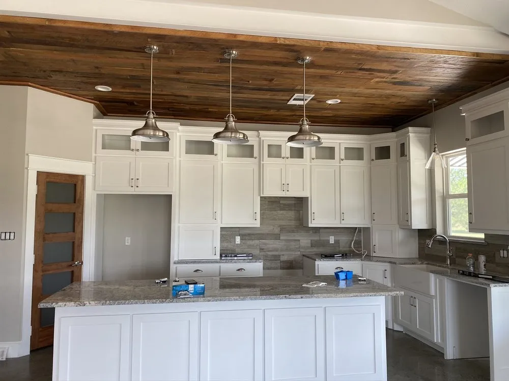 Slide of Moe S Electric