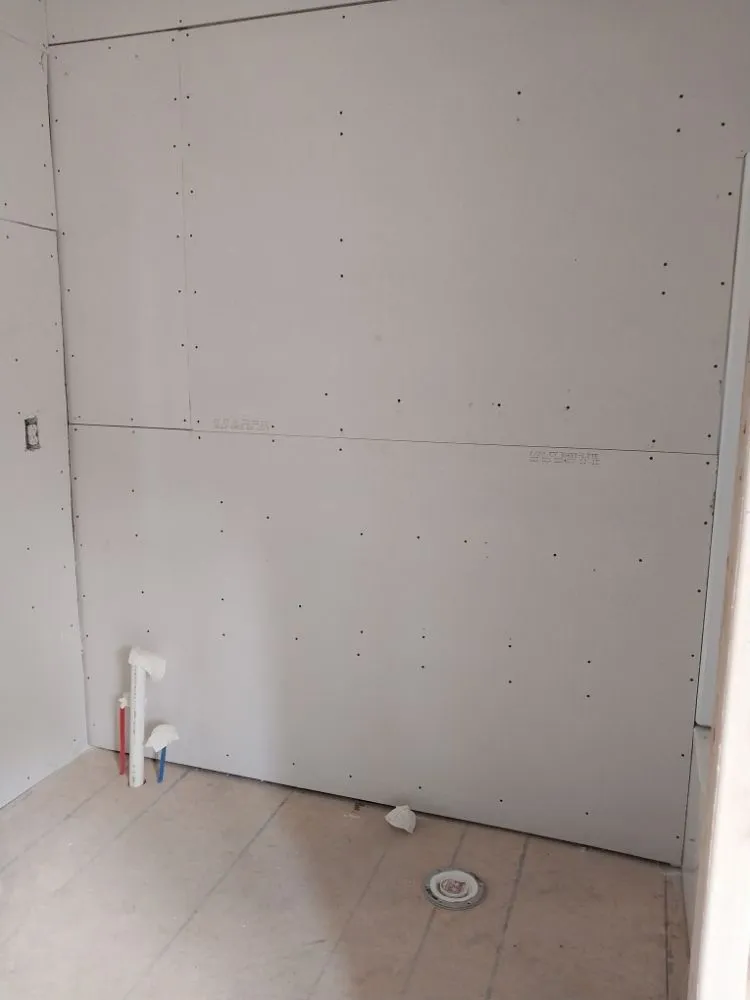Emergency outlet and switch repair service in Mason, IL - Moe's Home Maintenance and Repair