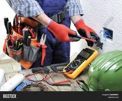 Slide of Moe’s Lighting Services