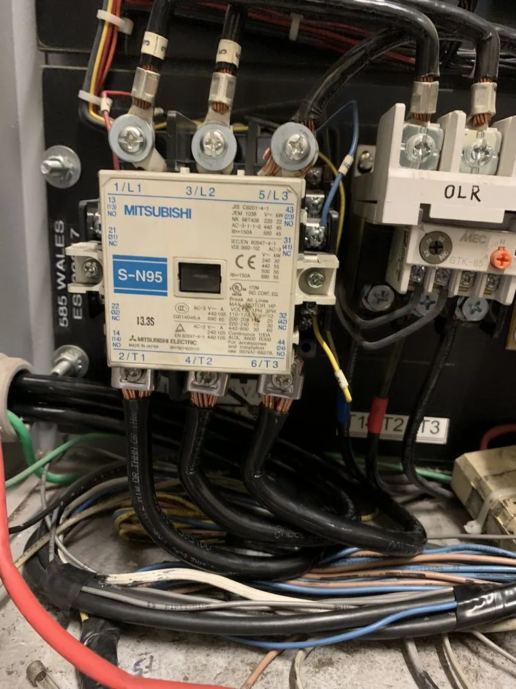 Slide of Mohab Electrical Contractor