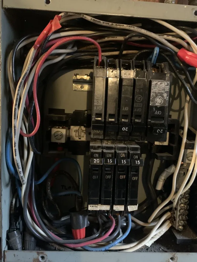 Slide of Mohab Electrical Contractor