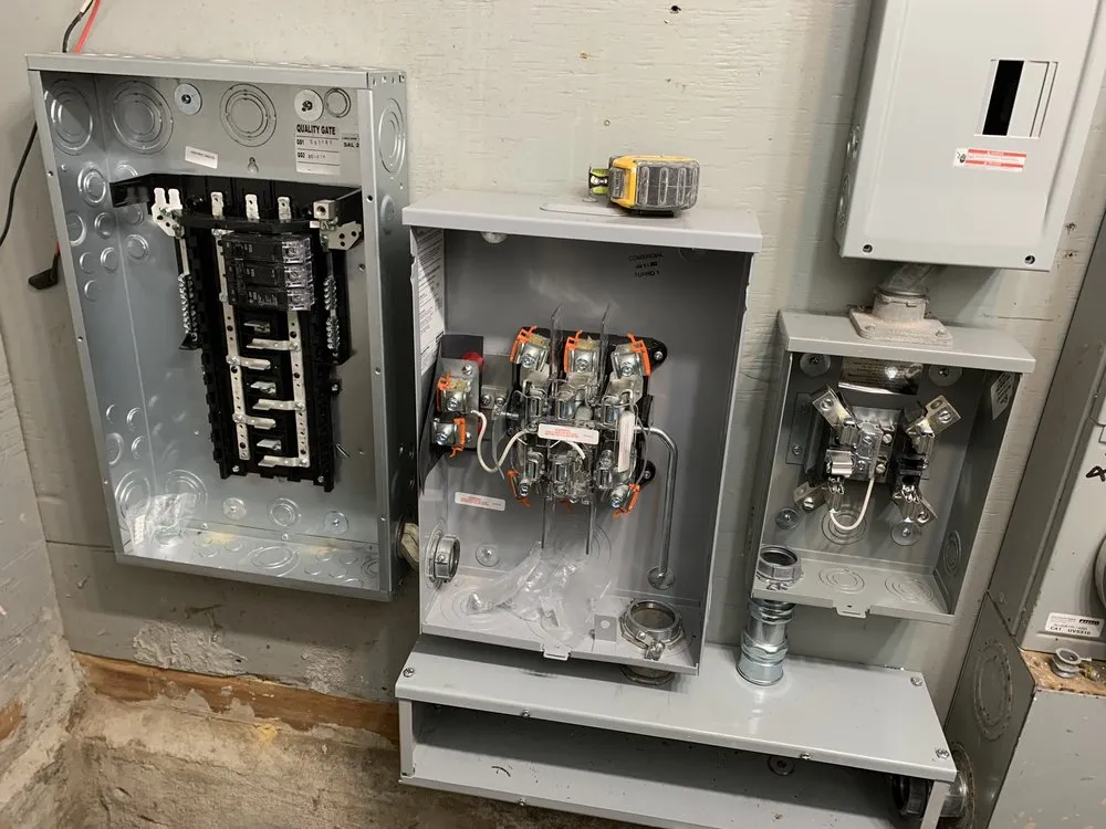 Slide of Mohab Electrical Contractor