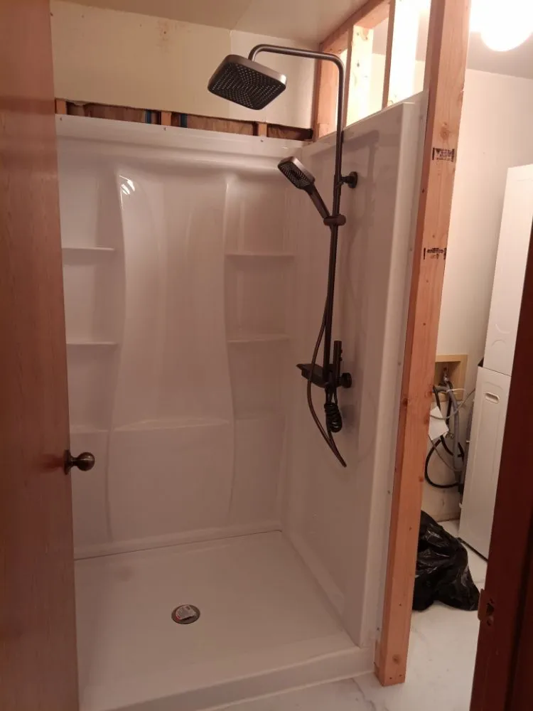 Slide of Moil services maintenance