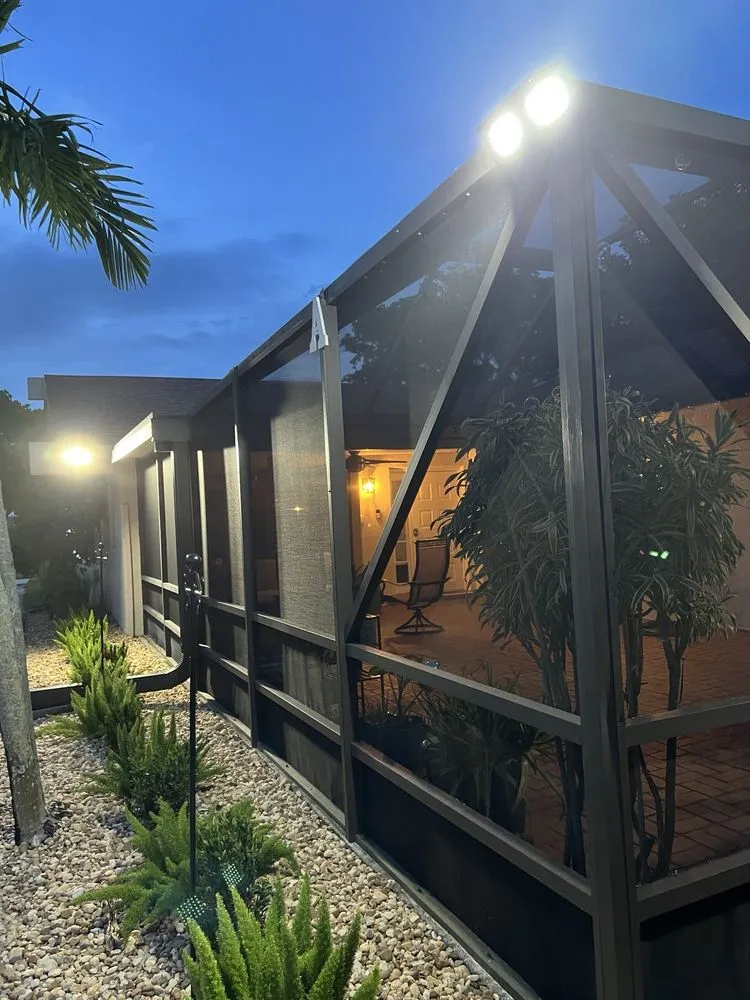 Slide of Mojo Electric