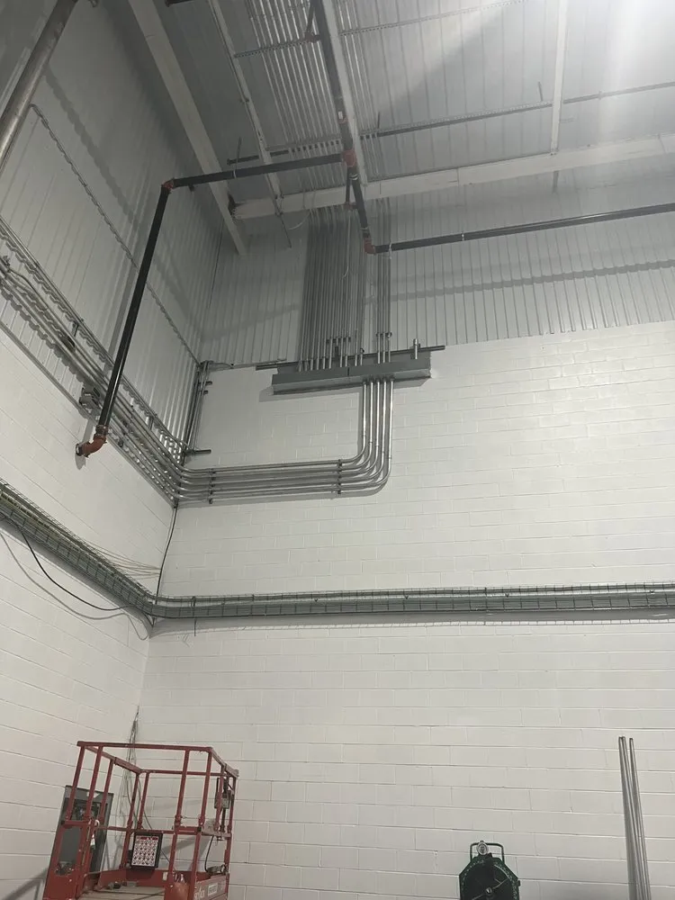 Slide of Mollay Electric