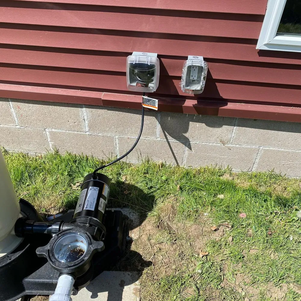 Slide of Moment Emergency Electrician