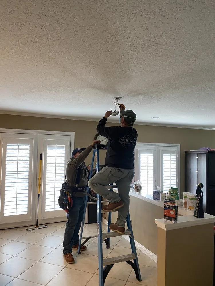 Licensed circuit breaker repair experts serving Lake View Terrace, CA - Momentum Power Solutions