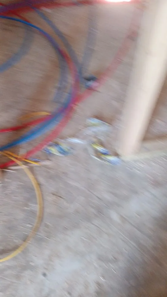 Slide of Mongo's Electrical