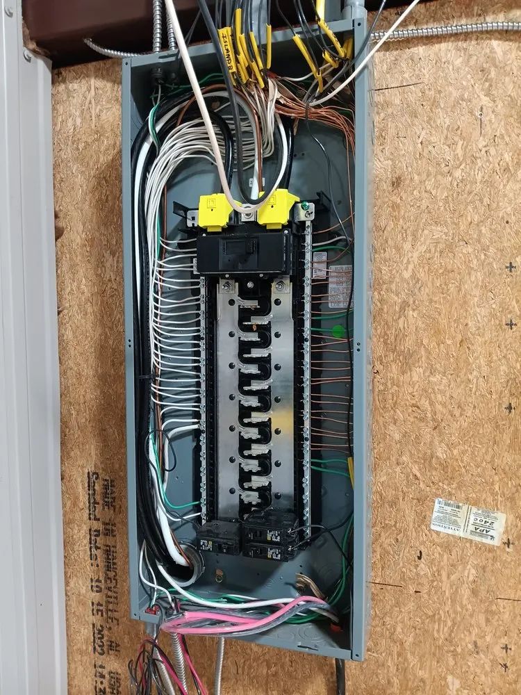 Slide of Mongo's Electrical