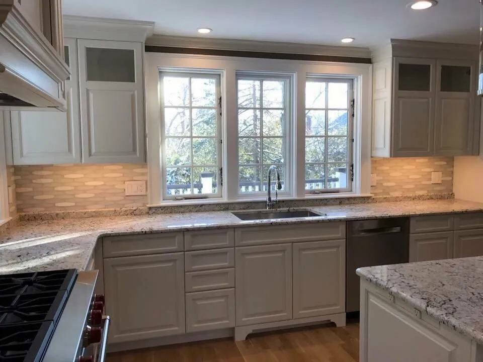 Slide of Moniz Electric