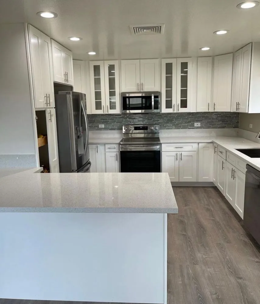 Slide of Moniz Maintenance Service