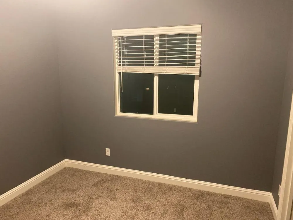 Emergency electrician providing lighting installation in , 