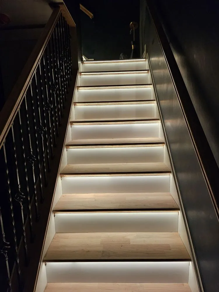 Slide of Monmar Services