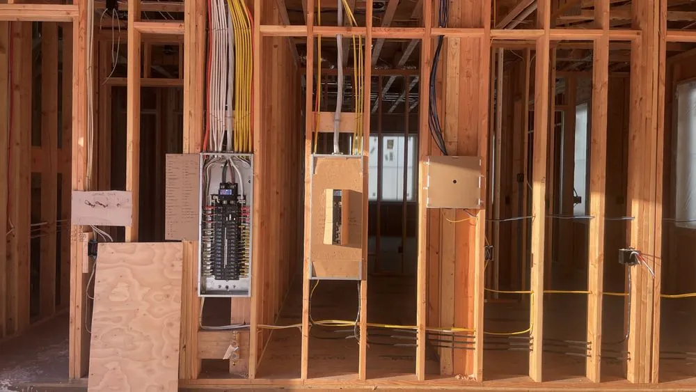 Slide of Montec Electric