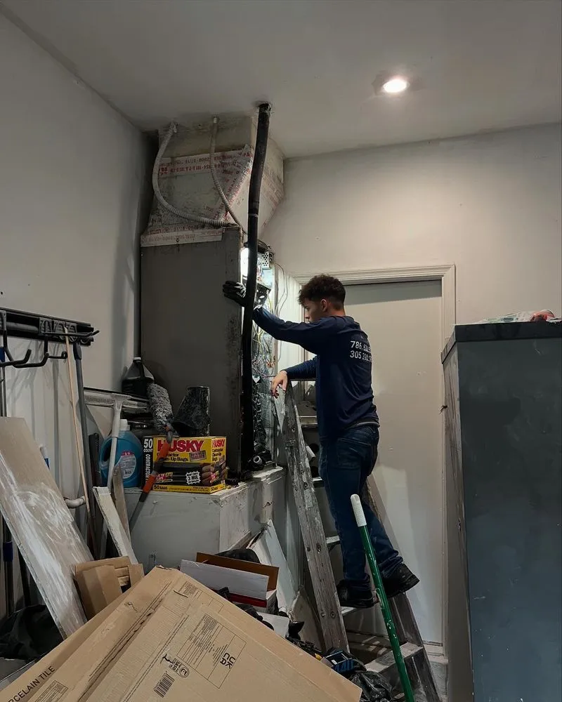 Slide of Montemar Investment Group