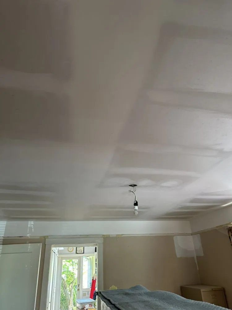 Slide of Montes Drywall Experts