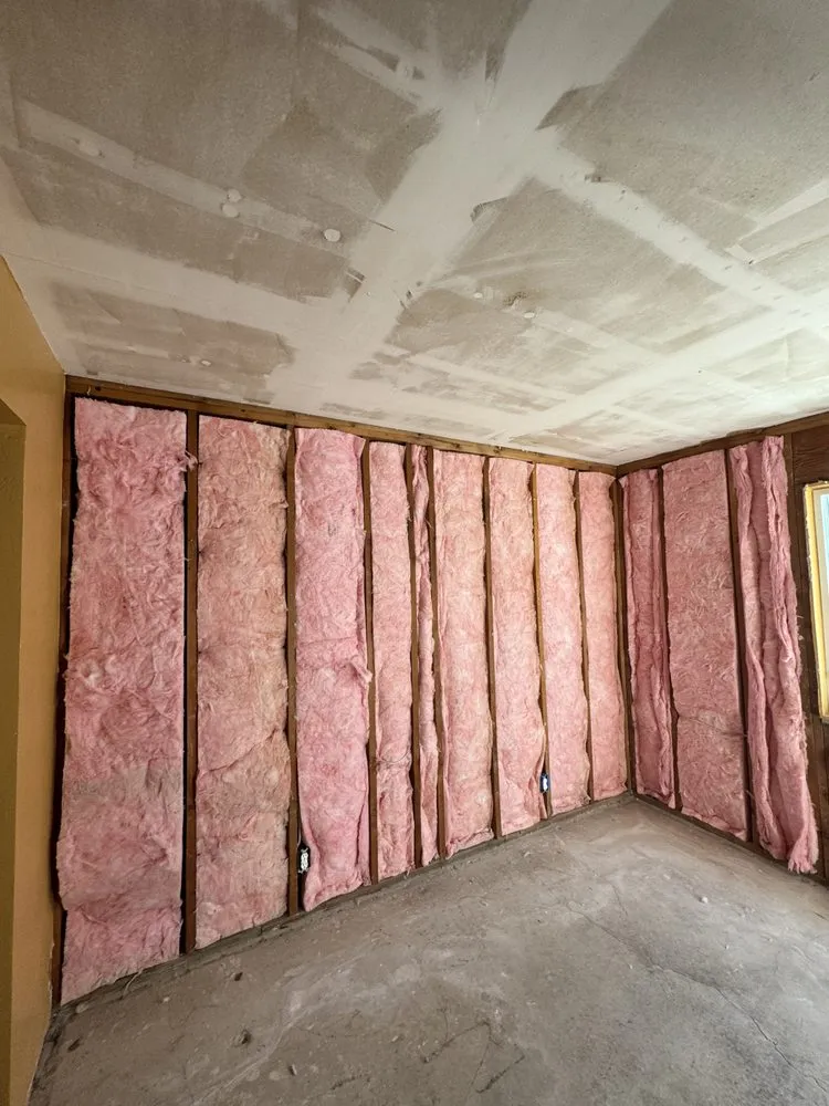 Slide of Montes Drywall Experts