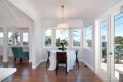 Slide of Montiel Electric