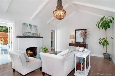 Slide of Montiel Electric