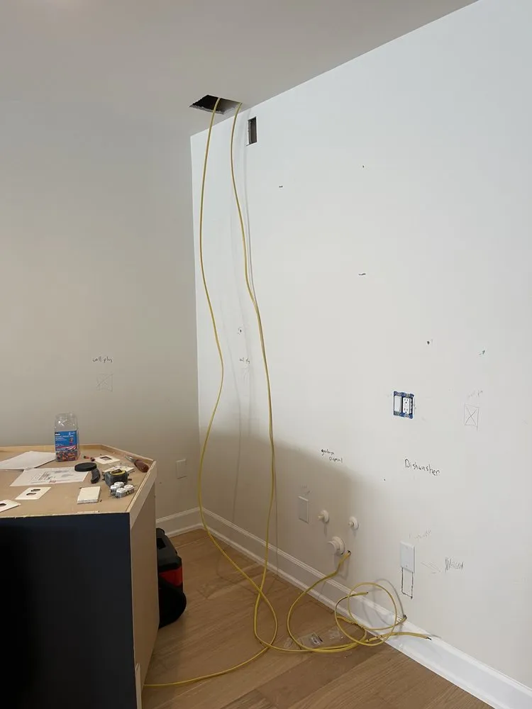Licensed emergency electrical service experts serving White plains, MD - Monumental Electric