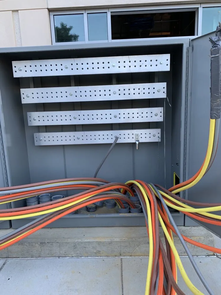 Reliable outlet and switch repair experts serving White plains, MD - Monumental Electric